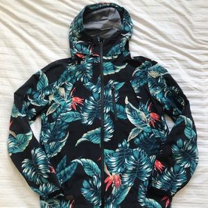 Men’s windbreaker/rain jacket
